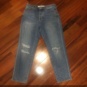 BRANDY MELVILLE JEANS